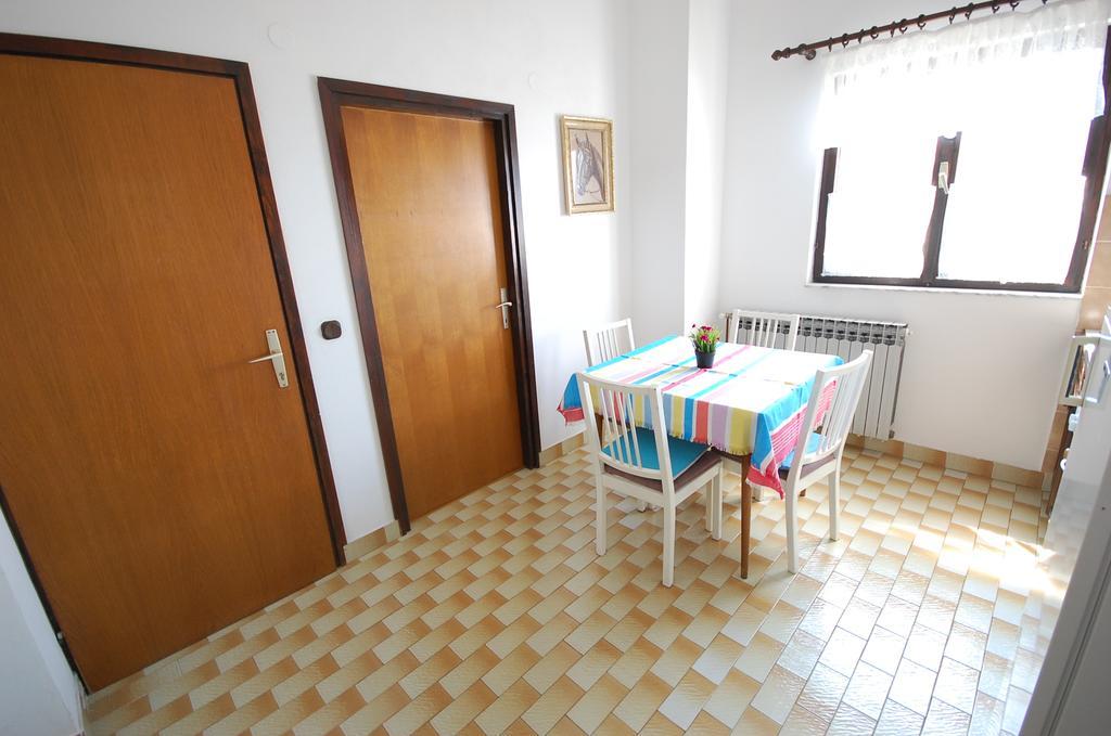 Apartments Dida By El-Pi Tours ニヴィーチェ 部屋 写真
