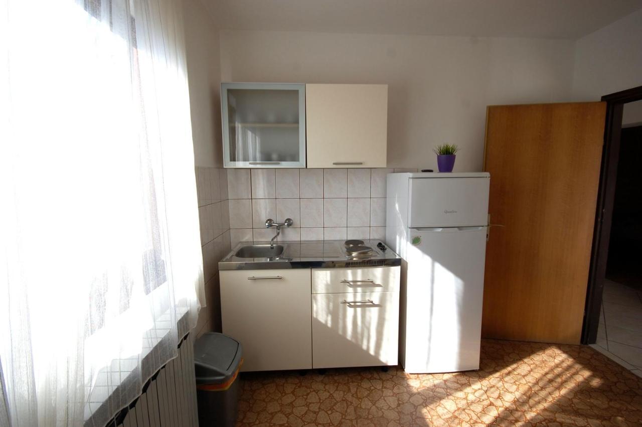 Apartments Dida By El-Pi Tours ニヴィーチェ エクステリア 写真